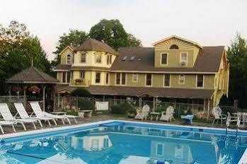 The Washington Irving Inn Tannersville Exterior foto